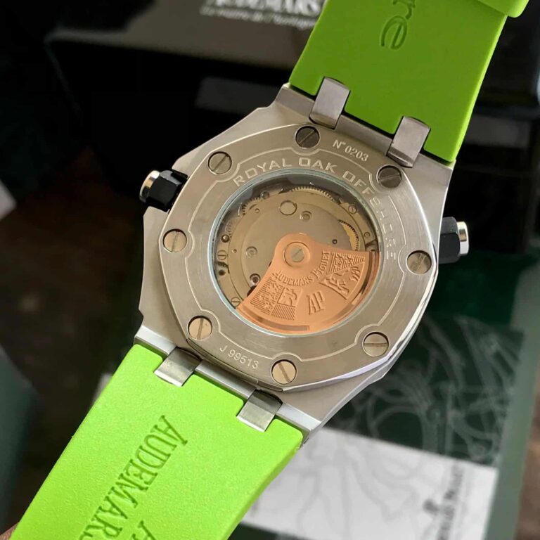 Audemars Piguet Royal Oak Offshore Diver Watch Green Dial 42mm Automatic Mens Watch - Image 2