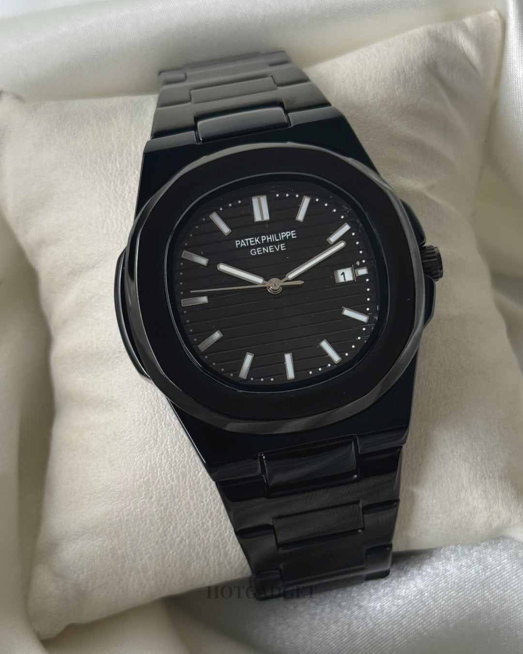Patek Philippe Nautilus All Black - Image 2