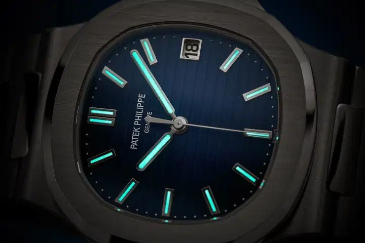 Patek Philippe Nautilus 5711/1R Stainless Steel Japan Automatic Mens Watch - Image 7