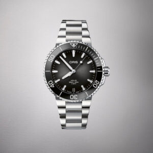 Oris Aquis Date Authentic Automatic Silver Black Dial Men's Watch