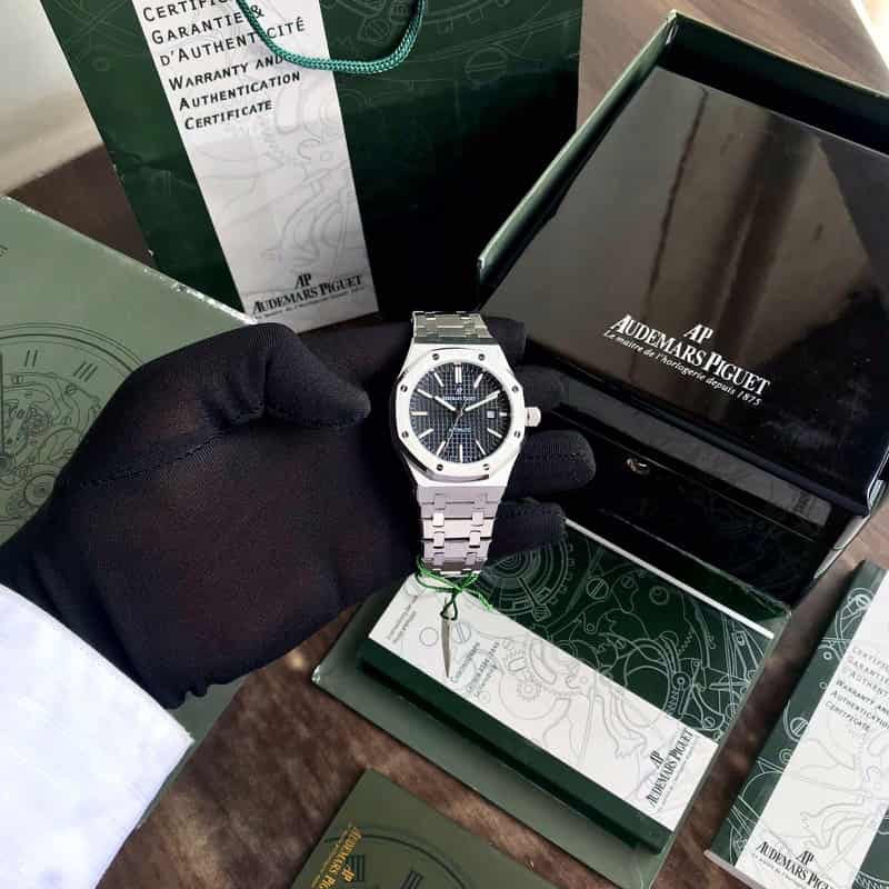 Audemars Piguet Royal Oak Offshore Stainless Steel Black Dial Automatic Men's Watch - Image 4