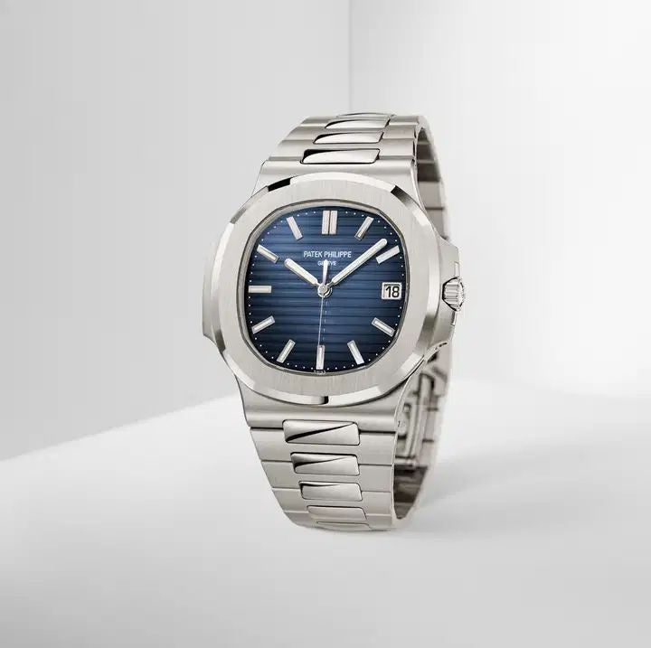 Patek Philippe Nautilus 5711/1R Stainless Steel Japan Automatic Mens Watch - Image 9