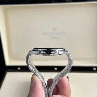 Patek Philippe Nautilus 5711/1A White Dial - Image 7