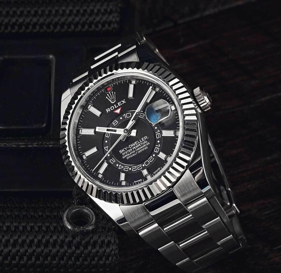 Rolex Oyster Perpetual Explorer Automatic - Image 2