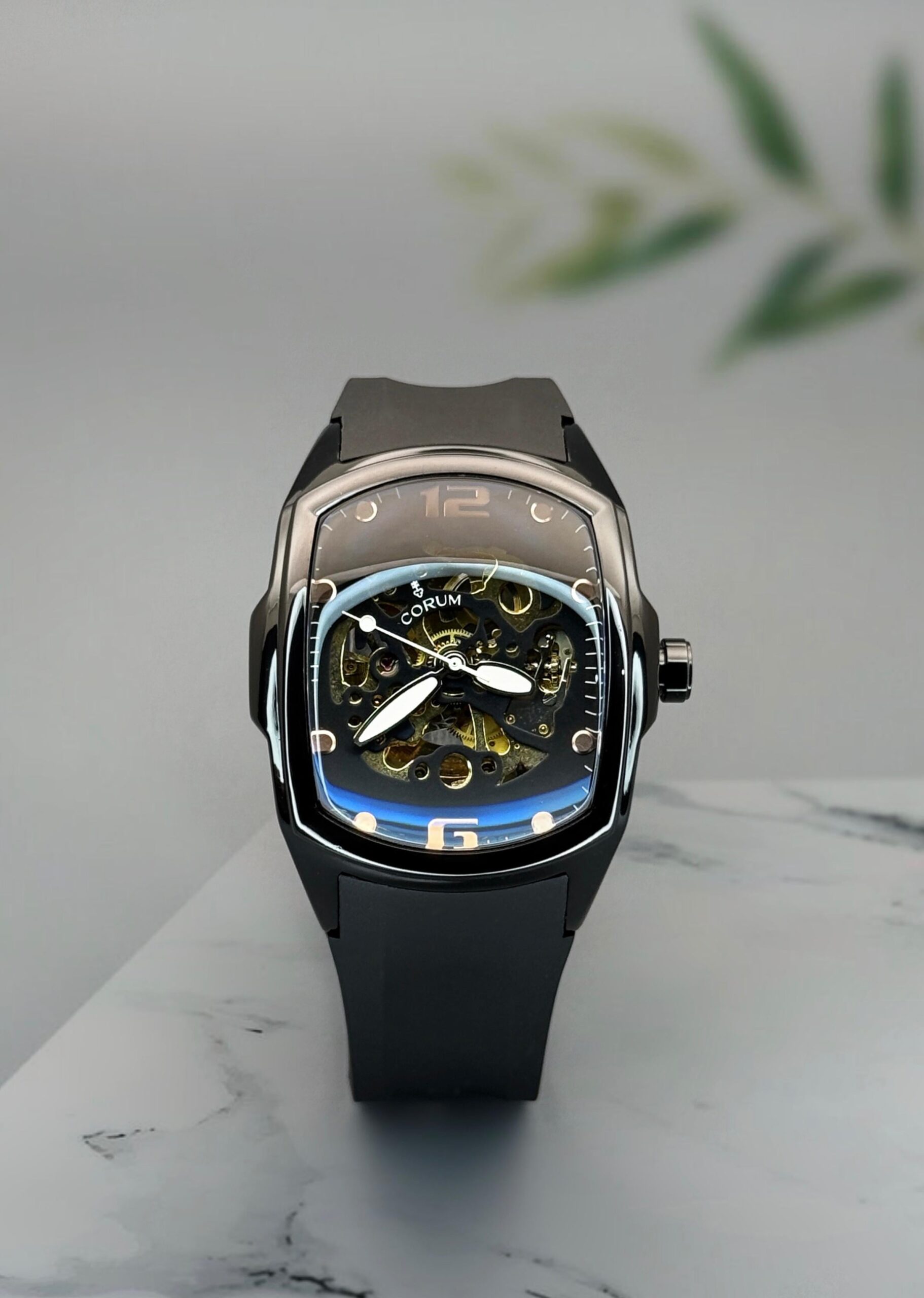 Corum Men's Watch Full Automatic With Open Back Machine - Black