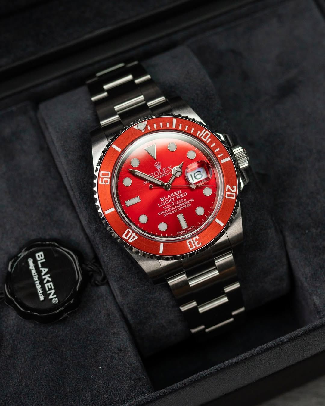 Rolex Submariner Oyster Perpetual Date Red Automatic - Image 3