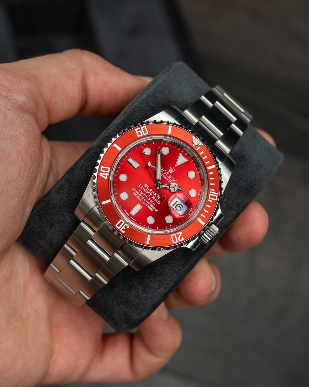 Rolex Submariner Oyster Perpetual Date Red Automatic - Image 4