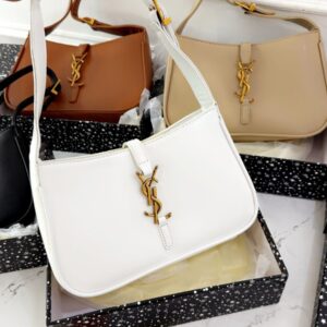 Saint Laurent Le 5 à 7