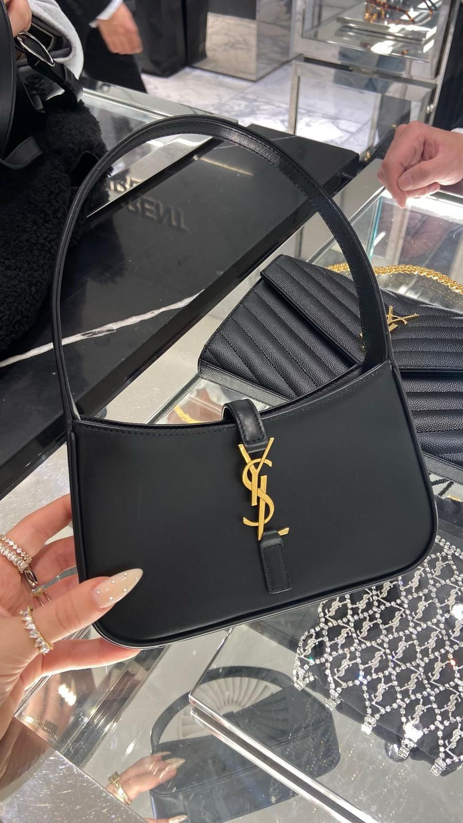 Saint Laurent Le 5 à 7 - Image 8