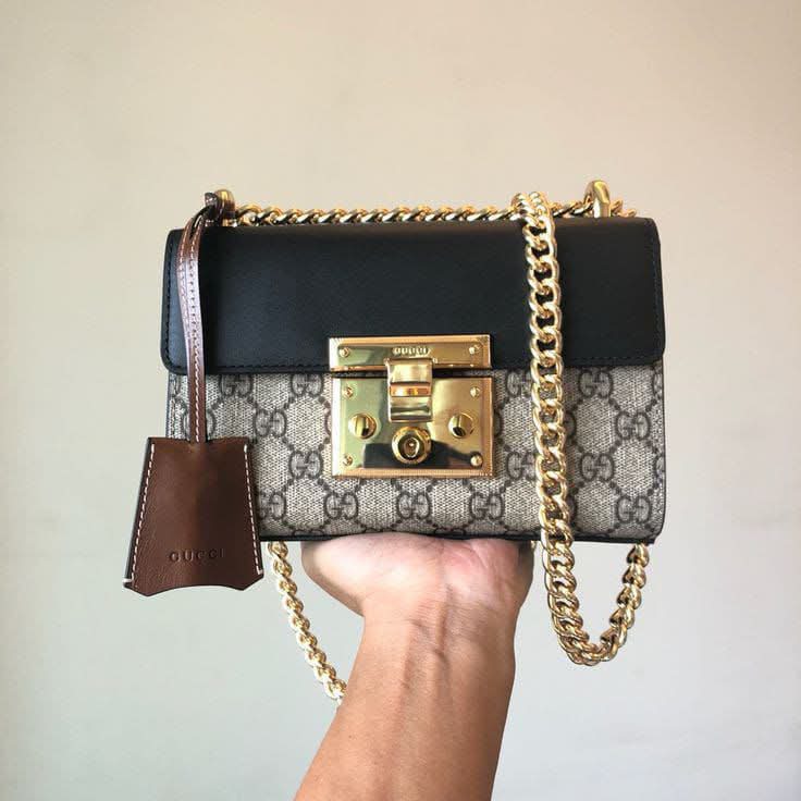 Gucci Small GG Supreme Padlock Shoulder Bag - Image 3