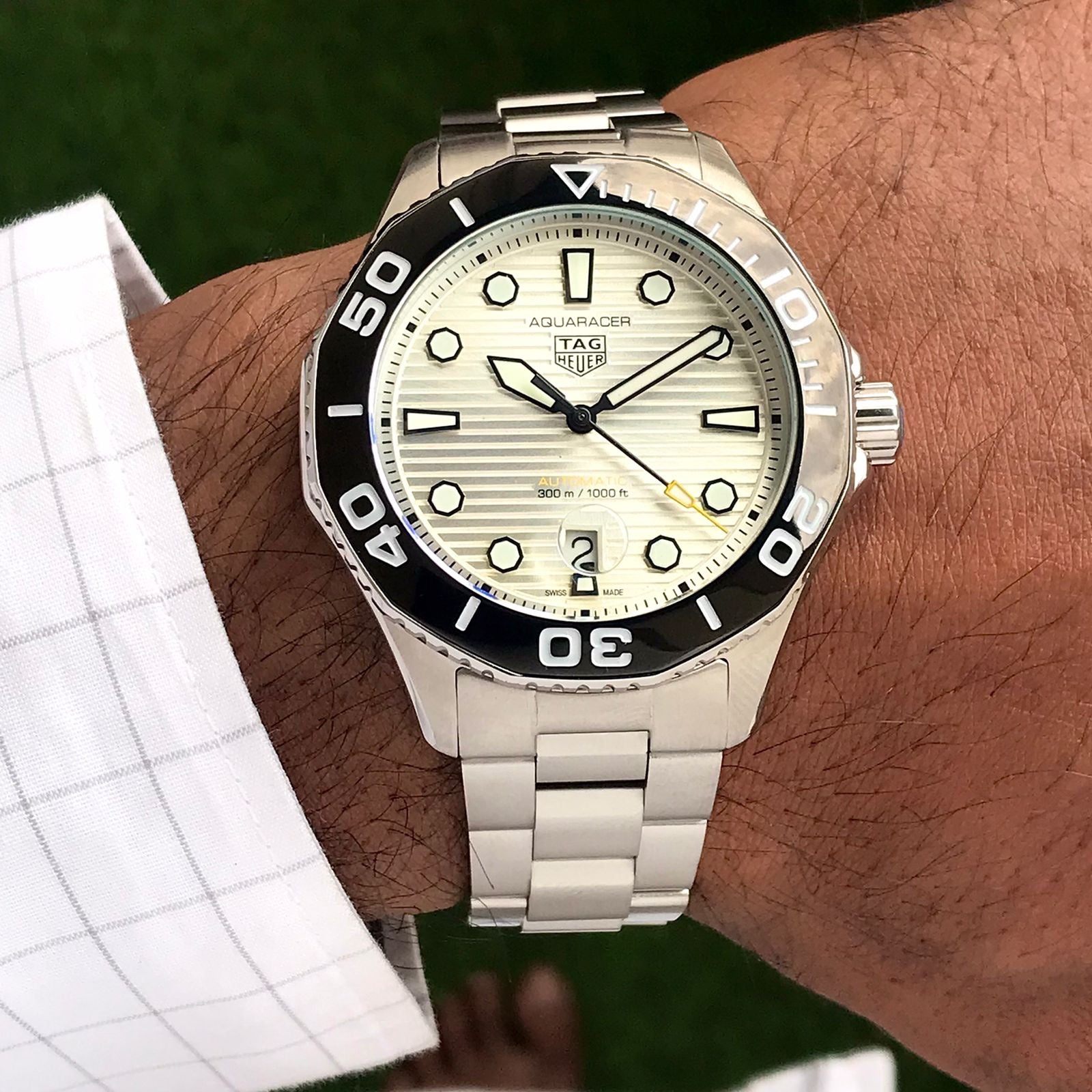 TAG Heuer Carerra AQUARACER White Dial Special Edition Re-Imagines Automatic Mens Watch - Image 2