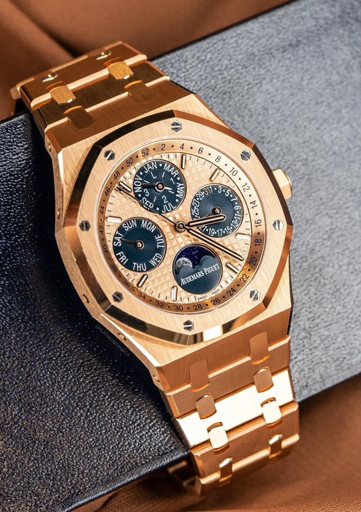 Audemars Piguet Automatic Limited Collection - Image 2
