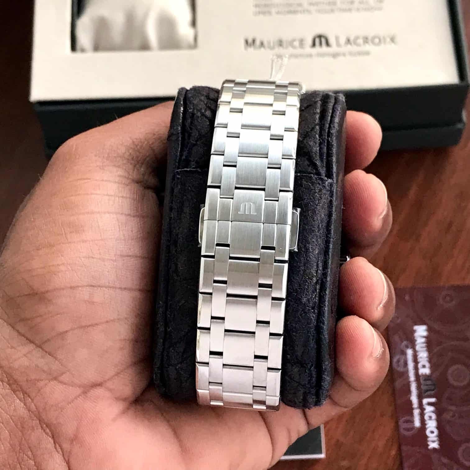 Maurice Lacroix Aikon Quartz 44mm Authentic Mens Watch - Image 4