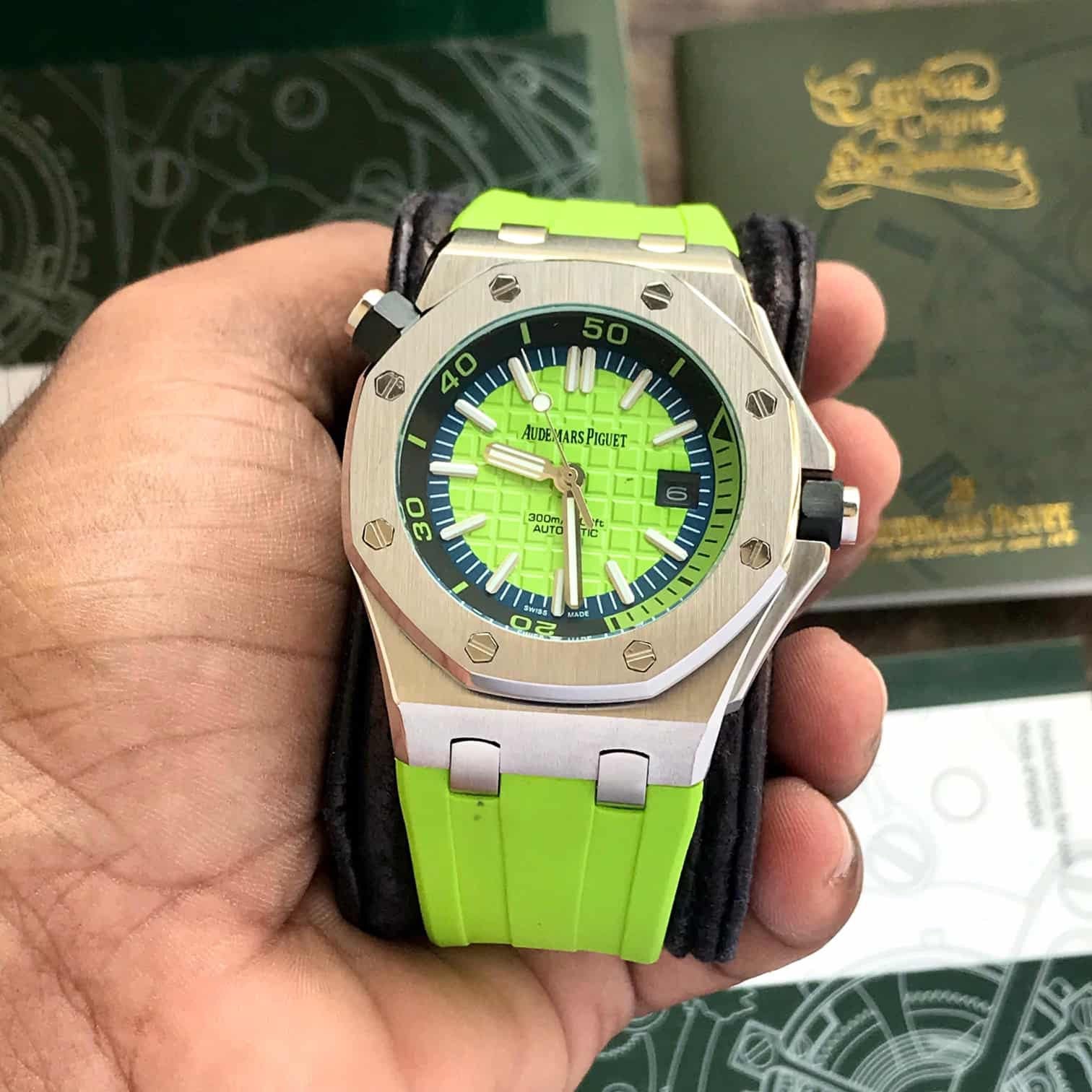 Audemars Piguet Royal Oak Offshore Diver Watch Green Dial 42mm Automatic Mens Watch - Image 10