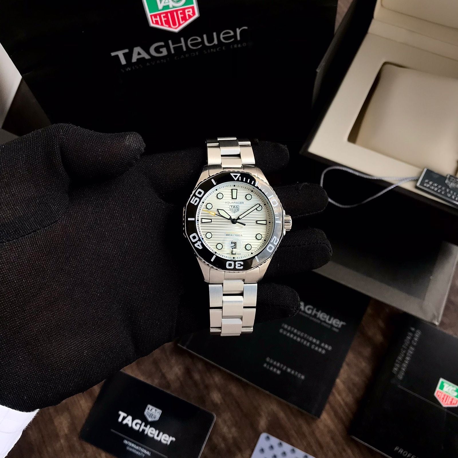 TAG Heuer Carerra AQUARACER White Dial Special Edition Re-Imagines Automatic Mens Watch - Image 3