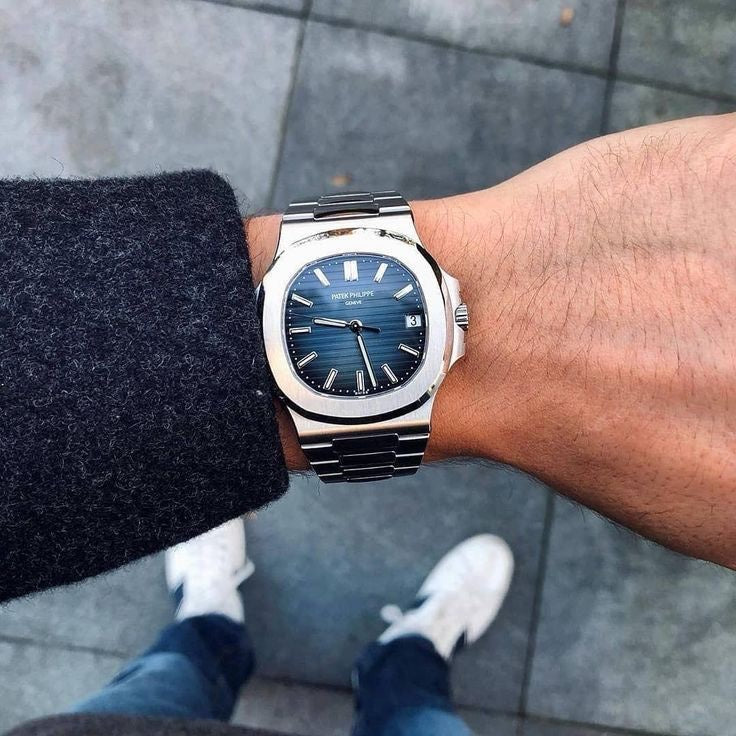 Patek Philippe Nautilus 5711/1R Stainless Steel Japan Automatic Mens Watch - Image 8