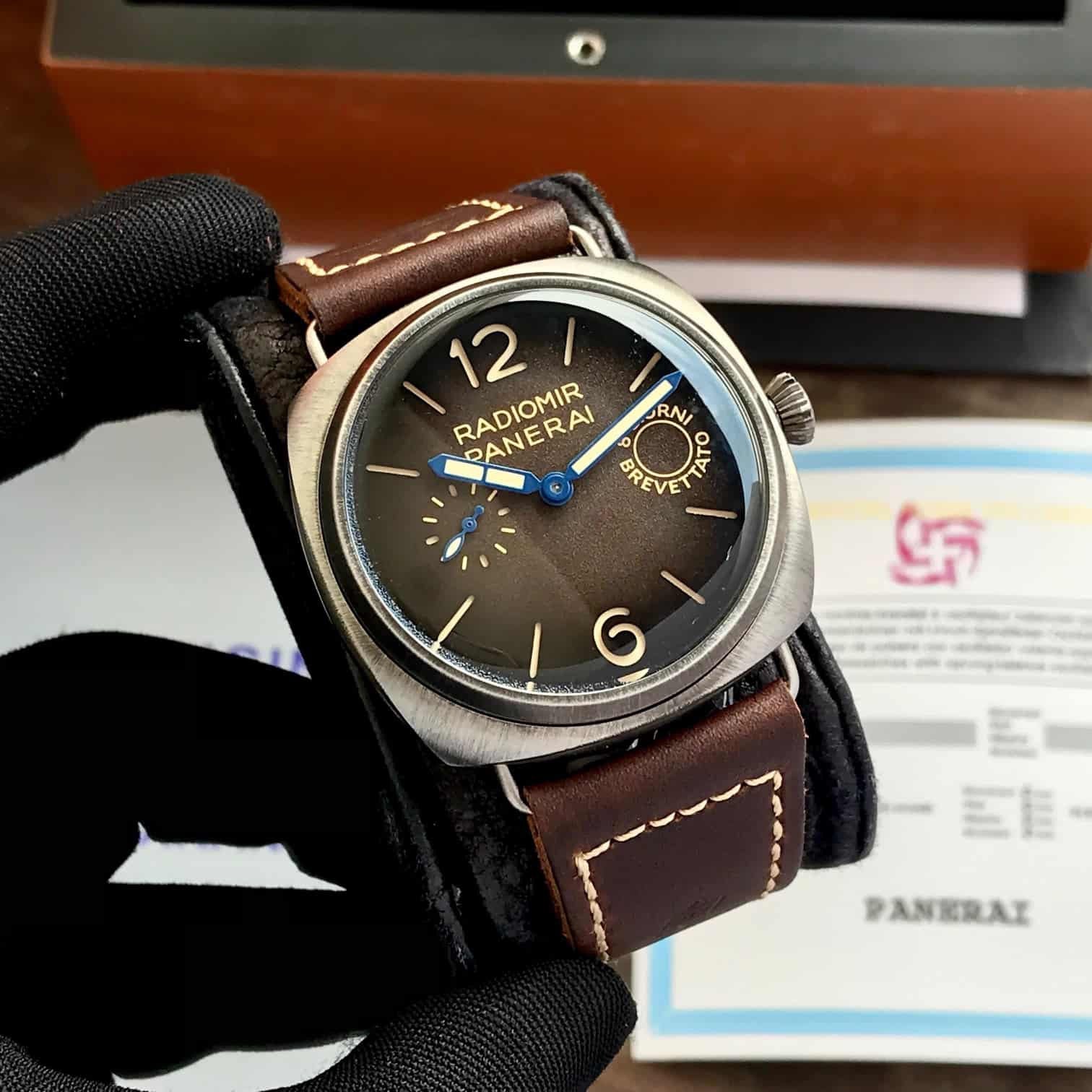 The new Panerai Radiomir Otto Giorni Brown Swiss Made Automatic Mens Watch - Image 5
