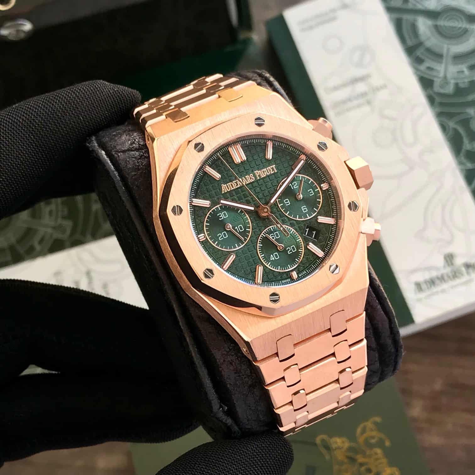 Audemars Piguet Royal Oak 50th Anniversary Chronograph's Rosegold Green Dial Swiss ETA - Image 9