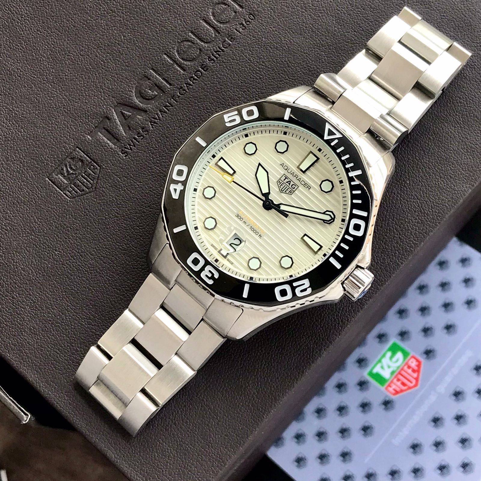 TAG Heuer Carerra AQUARACER White Dial Special Edition Re-Imagines Automatic Mens Watch - Image 5