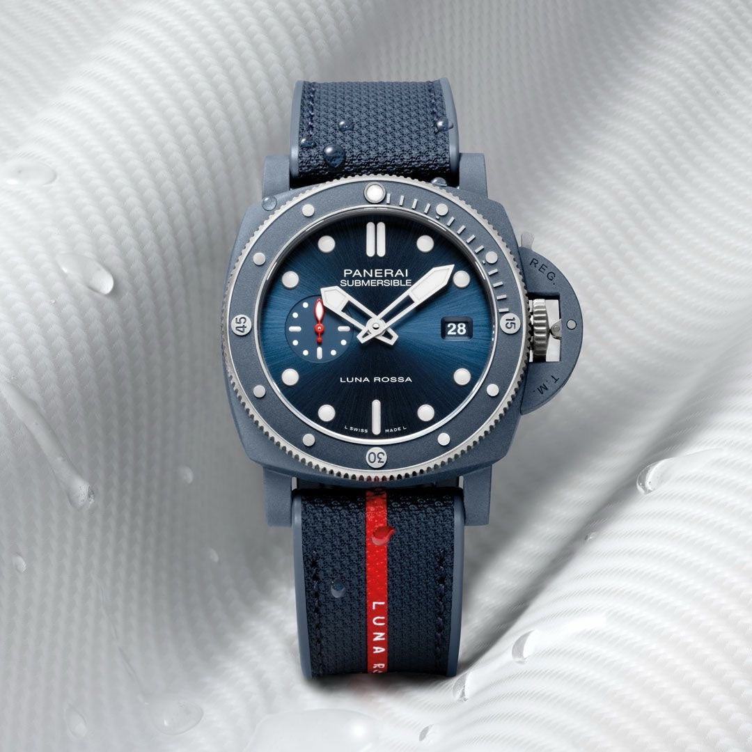 Panerai Submersible 44mm Automatic Quarantaquattro Luna Rossa men's Watch - Image 4