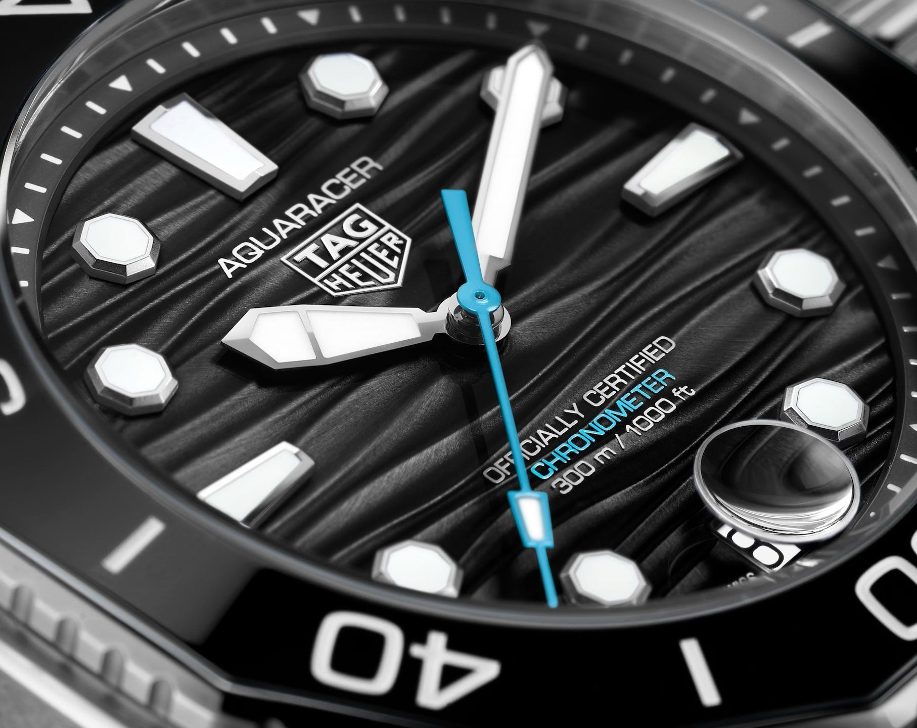 TAG Heuer Aquaracer Professional 300 Date Black Dial Automatic Men's Watch - Image 4
